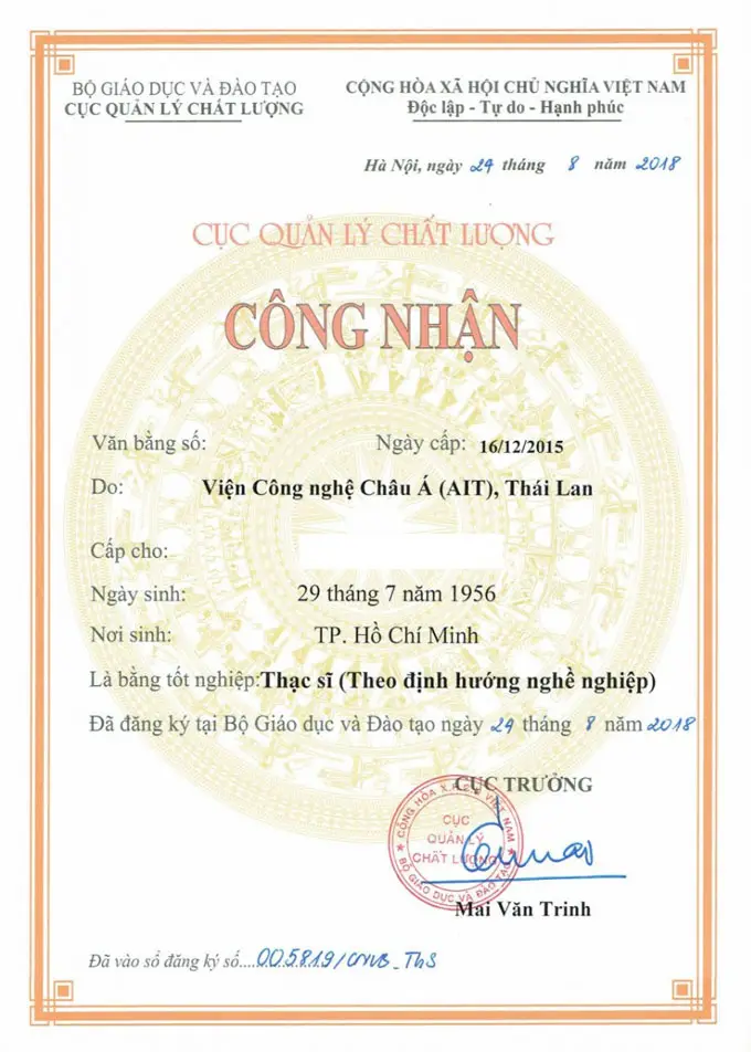 bo-giao-duc-viet-nam-cong-nhan-van-bang-thac-si-ait-som