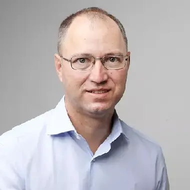 Dr-Tobias-Endress-som-faculty-ait-1