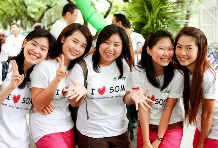 Tài liệu chương trình EMBA Brochure